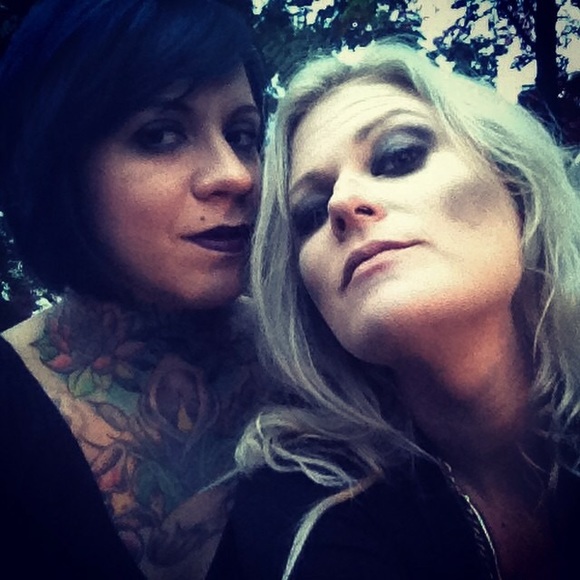 Meet your Posher, Nelly - Picture 4 of 5